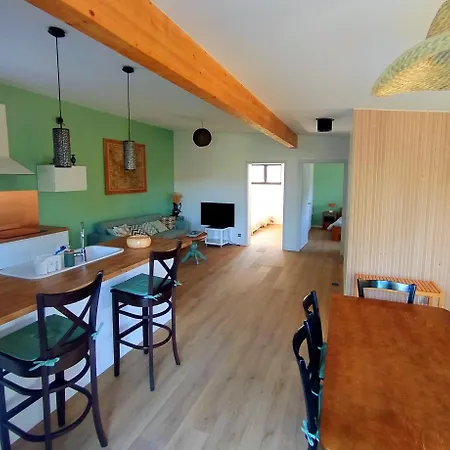 펜션 Charmant Cottage *